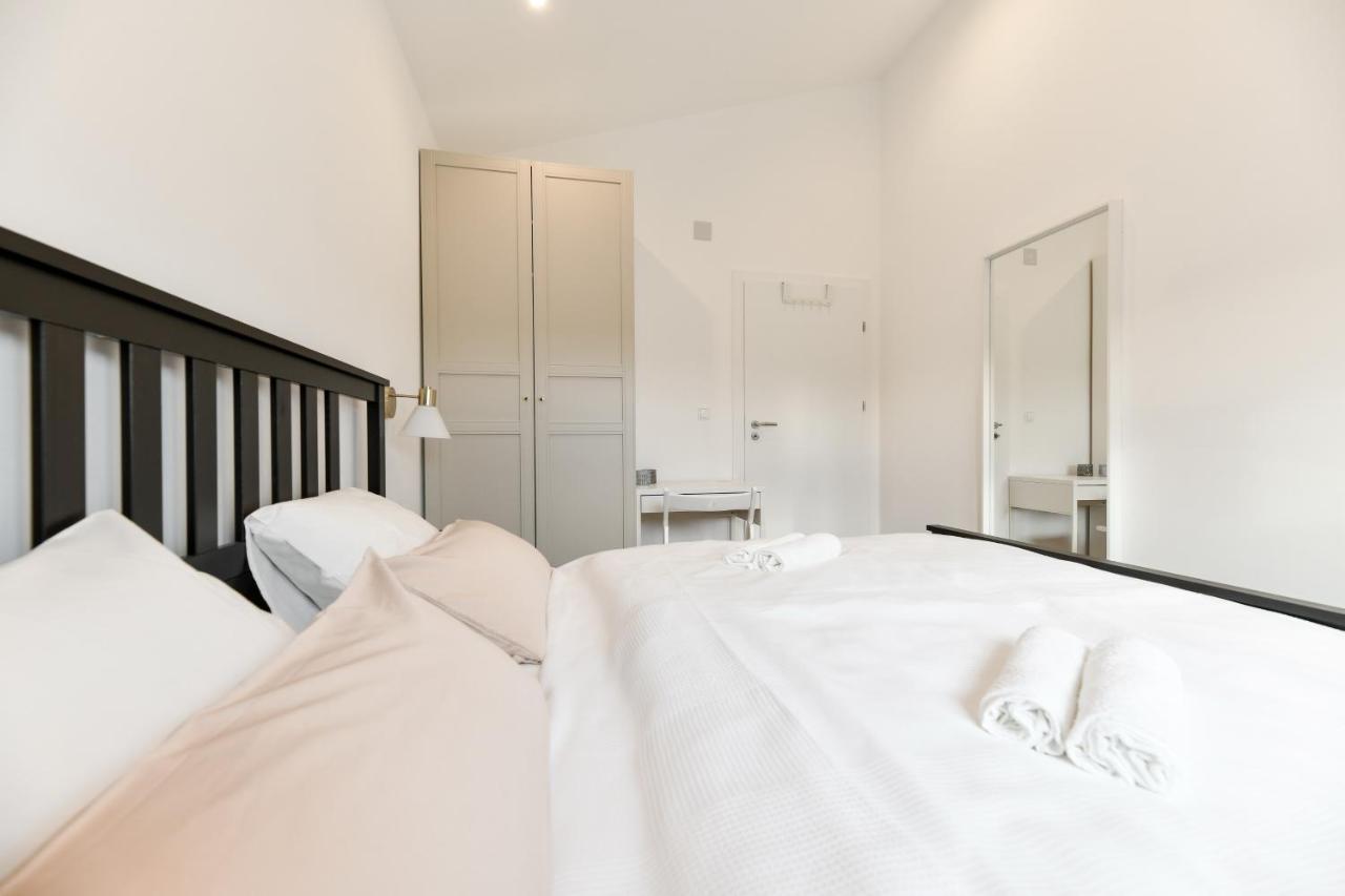 Wonderful Holiday House Bruno With Heated Pool 자다르 외부 사진